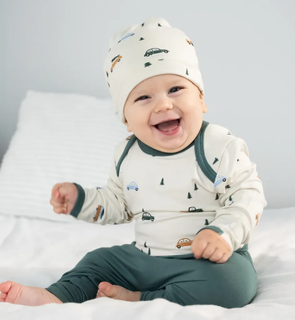 WF4666_Onesie_Winter_Road_WF4667_Pants3.webp